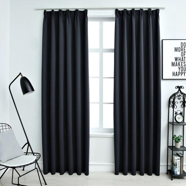 Vorhang-Set Beker mit Zwickelfalte, verdunkelnd (Set of 2) Ebern Designs Panel-Größe: 140 x 175 cm, Farbe: Schwarz on Productcaster.