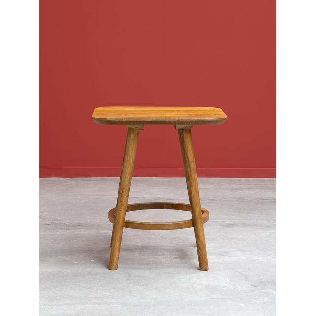 Beistelltisch Blakey aus Massivholz Union Rustic on Productcaster.