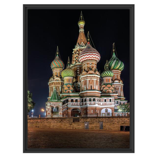 Gerahmtes Wandbild Basilius Kathedrale in Moskau East Urban Home Größe: 80 cm H x 60 cm B on Productcaster.