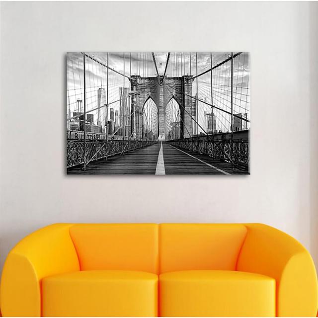 Leinwandbild Empty Brooklyn Bridge in New York City ModernMoments Größe: 70 cm H x 100 cm B x 1,8 cm T on Productcaster.