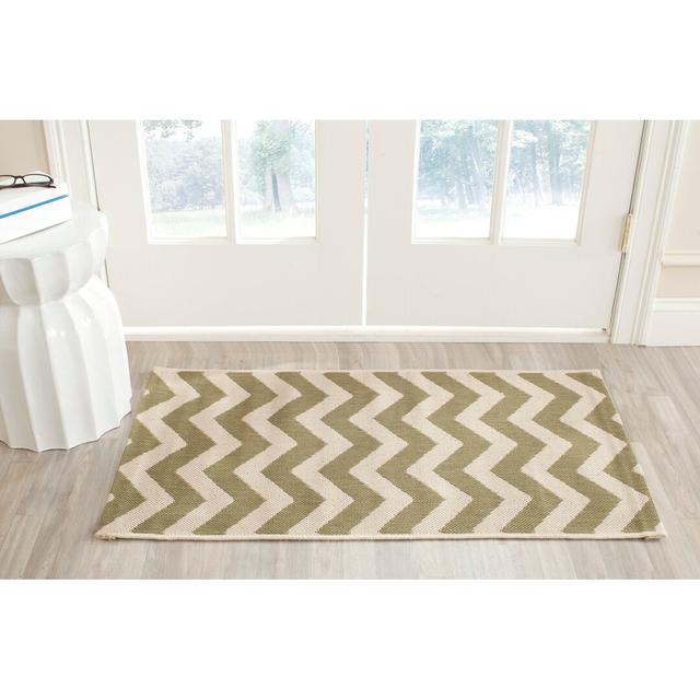 Camellia Chevron Hand Woven Green/Beige Area Rug Brayden Studio Rug Size: Rectangle 78 x 152cm on Productcaster.