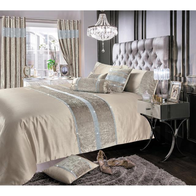 Osvalda Duvet Cover Set 17 Stories Colour: Natural, Size: King Duvet Cover Set + 2 Additional Pieces on Productcaster.