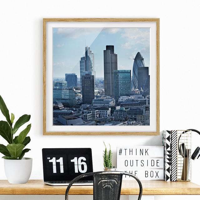 Gerahmter Fotodruck London Skyline East Urban Home Größe: 70 cm H x 70 cm B, Rahmenoptionen: Naturbelassenes Eiche on Productcaster.