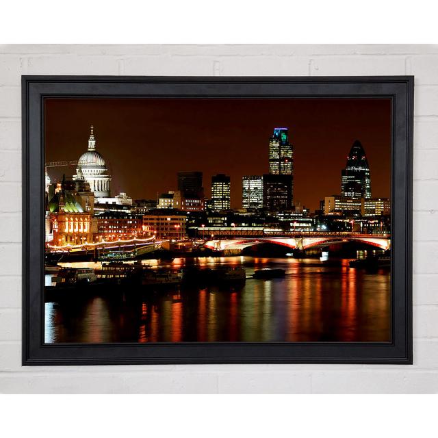 London Thames Night Lights Gerahmter Druck Ebern Designs Größe: 59,7 cm H x 84,1 cm B on Productcaster.