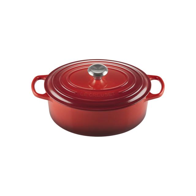 Ovaler Bräter Signature aus Gusseisen Le Creuset Farbe: Kirschrot, Größe: 29 cm / 4,7 L on Productcaster.