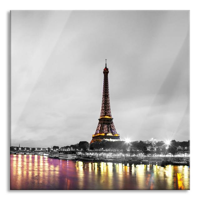 Ungerahmtes Foto auf Glas "Eiffel Tower in Paris" Ebern Designs Größe: 60 cm H x 60 cm B x 0.4 cm T on Productcaster.