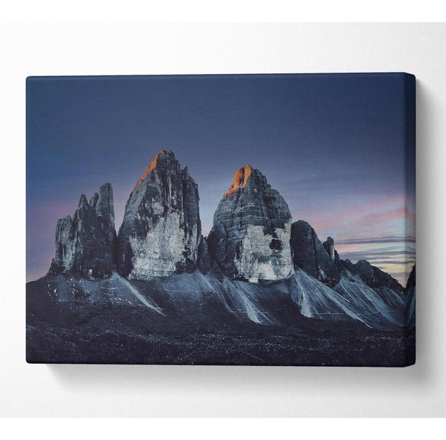 Druck auf Leinwand ohne Rahmen Alpen Home Größe: 81 cm H x 121,9 cm B on Productcaster.