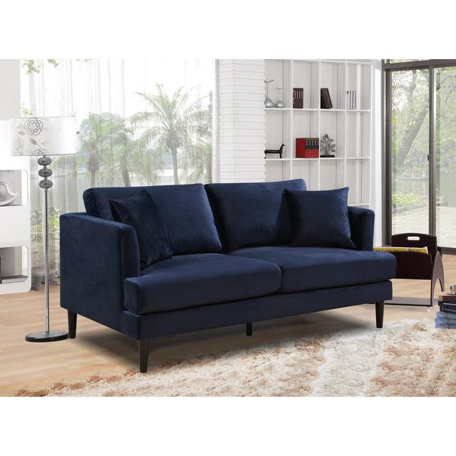 Sofa Lainy ModernMoments Polsterfarbe: Navyblau on Productcaster.