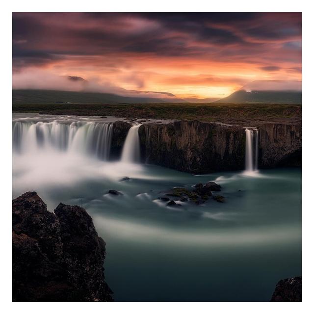 Matt Fototapete Goðafoss Wasserfall in Island 1,92 m x 192 cm East Urban Home on Productcaster.