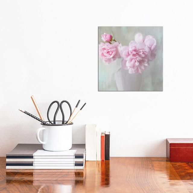 Vase Of Pink by Kimberly Allen - Wrapped Canvas Gallery-Wrapped Canvas Giclée ClassicLiving Size: 30.48cm H x 30.48cm W on Productcaster.