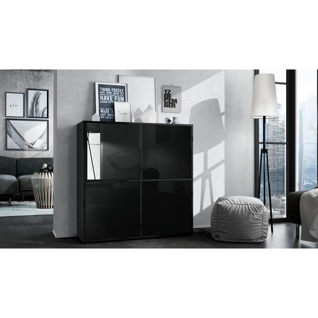 Highboard Mccafferty Metro Lane Farbe: Mattes Schwarz/Hochglanzschwarz on Productcaster.