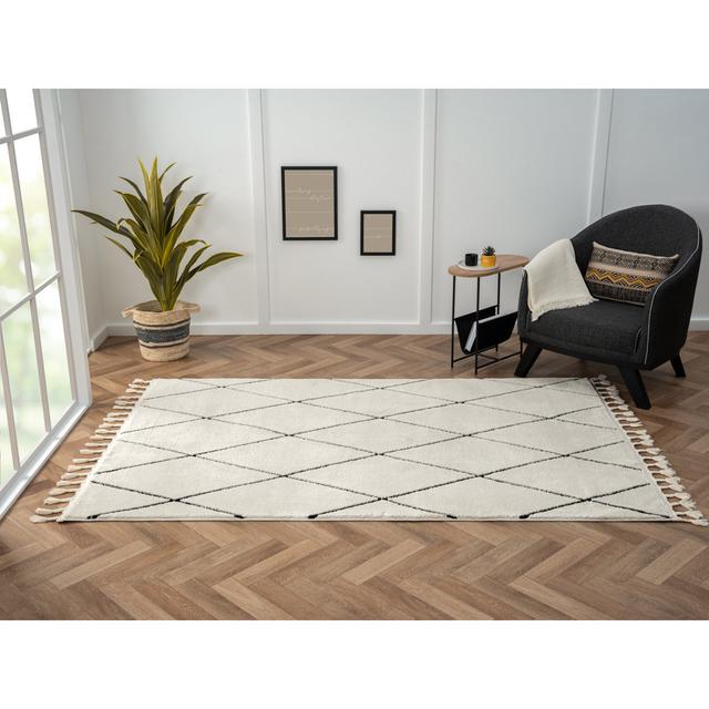 Fantasy Tapis white Rug Gracie Oaks Rug Size: Rectangle 160 x 230cm on Productcaster.