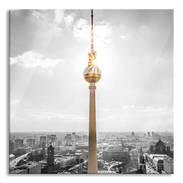 Glasbild Berliner Fernsehturm Brayden Studio Größe: 50 cm H x 50 cm B x 0,4 cm T on Productcaster.