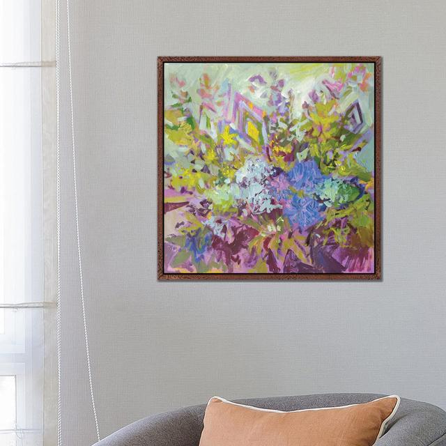 Blumenmosaik von Ekaterina Prisich - Galerie-verpackte Leinwand Giclée auf Leinwand Lark Manor Format: Klassischer Holzrahmen, Größe: 66,04 cm H x 66, on Productcaster.