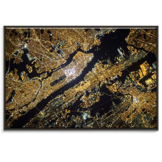 'NYC from Above' Photograph on Canvas' Latitude Run Size: 51cm H x 76cm W, Format: Black Floater Frame on Productcaster.