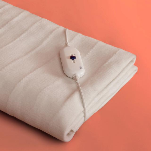 Snug Snuggle Up Electric Blanket with 3 Heat Settings and Overheat Protection Snug Size: W120 x L135cm on Productcaster.