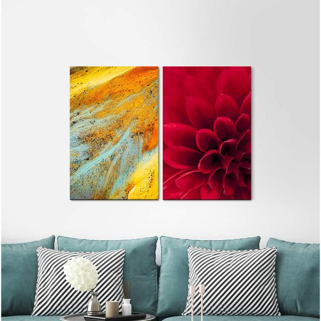 2-tlg. Leinwandbilder-Set - Fotografie „Dahlia Red Flower Gold Sand Colourful” East Urban Home on Productcaster.