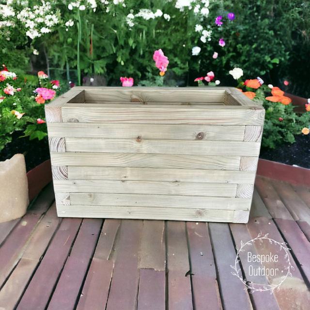 Handmade Wooden Modern Somerset Planter CW Bespoke Planters Size: 40cm H x 40cm W x 60cm D, Colour: Tan on Productcaster.