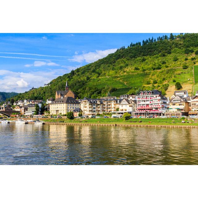 Wine Town Cochem by - Wrapped Canvas Photograph 17 Stories Size: 81cm H x 122cm W on Productcaster.