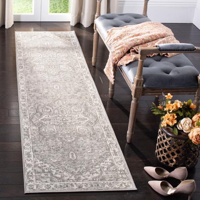 Habib Oriental Machine Woven Cream/Grey Area Rug Mistana Rug Size: Runner 66 x 183cm on Productcaster.