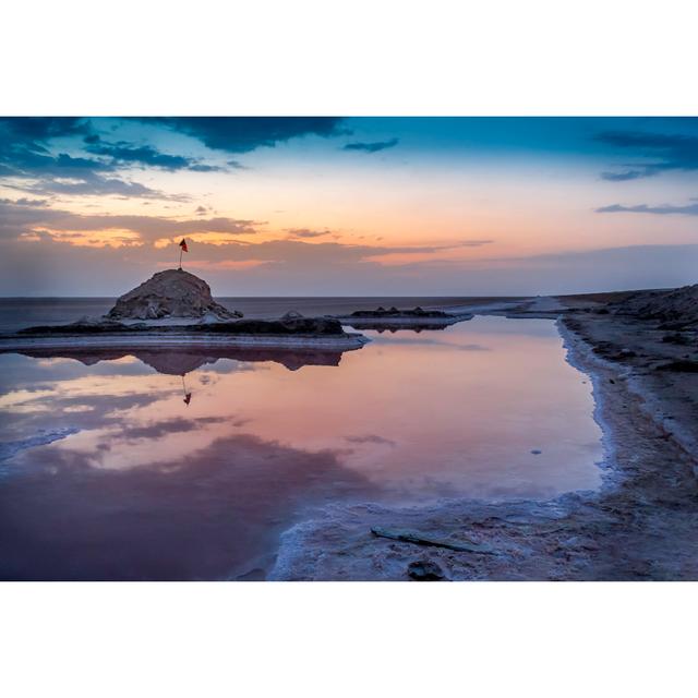 Chott El Jerid Salt Lake by BrettCharlton - No Frame Art Prints on Canvas Beachcrest Home Size: 30cm H x 46cm W on Productcaster.