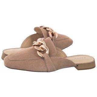 Klapki Beżowe 9-27104-20 317 Bark Suede (CP359-a) Caprice on Productcaster.