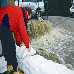 Portable Expanding Sandbags Capacity 22kg Pack 20 389210 , HuntOffice.ie on Productcaster.