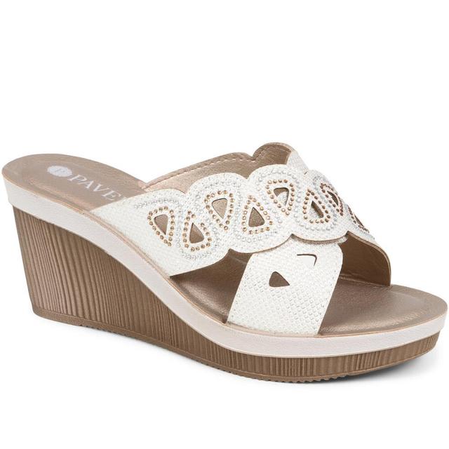 Pavers - Women's Textured Wedge Sandals - White - Size 8 on Productcaster.