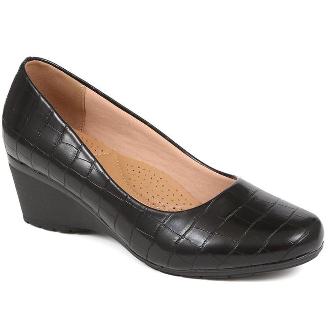 Pavers - Women's Wedge Heel Slip-On Pumps - Black Croc - Size 6 on Productcaster.