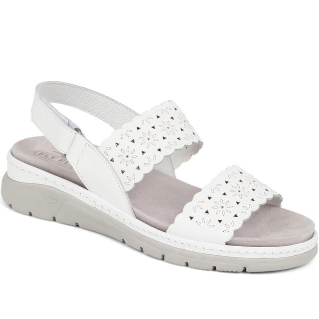 Women's Flyflot Own Fly Flot Leather Sandals - White - Size 3 on Productcaster.