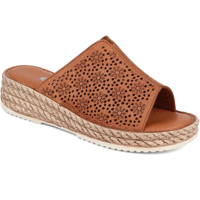 Women's Pavers Leather Platform Mule Sandals - Tan - Size 5 on Productcaster.