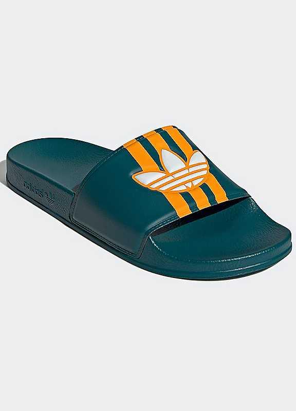 adidas Originals Adilette Sliders - Green - Size 8 on Productcaster.