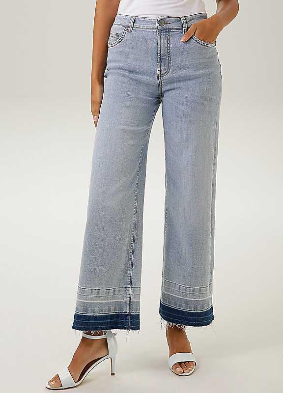 Aniston 5-Pocket Straight Jeans - Blue - Size 20R on Productcaster.