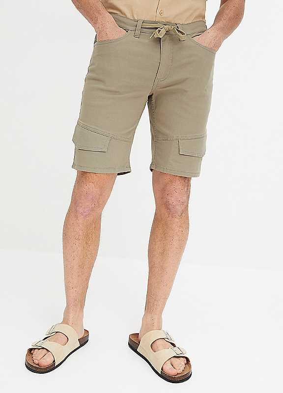 bonprix Cargo Bermuda Shorts - Dusky Olive - Size 52R on Productcaster.