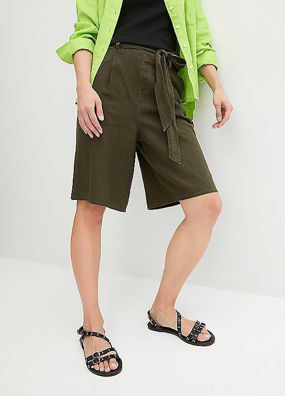 bonprix Pleated Linen Shorts - Olive - Size 28 on Productcaster.