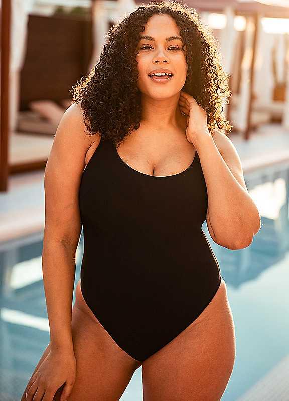 Curvy Kate Deep Dive Swimsuit - Black - Size 38H/HH on Productcaster.