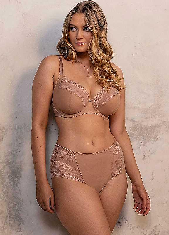 Plus Size Fantasie Devote Underwired Full Cup Bra - Metallic - Size 36DD on Productcaster.