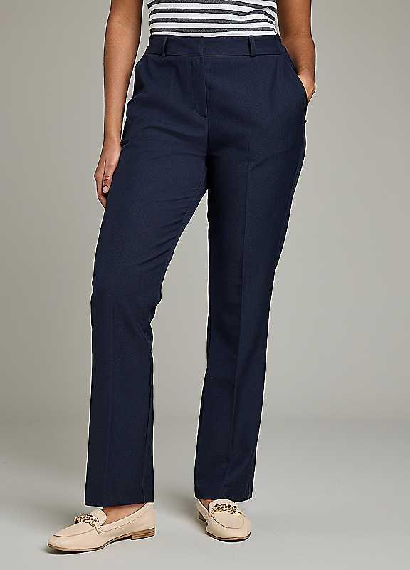 Freemans Navy Straight Leg Trousers - Size 22R on Productcaster.