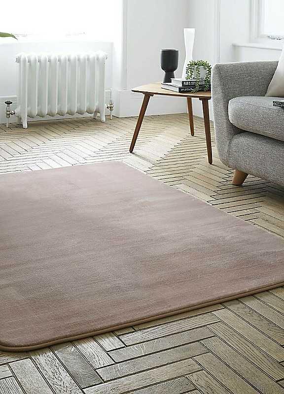 Gaveno Cavailia Velvet Rug - Natural - Size 60 x 110 cm on Productcaster.