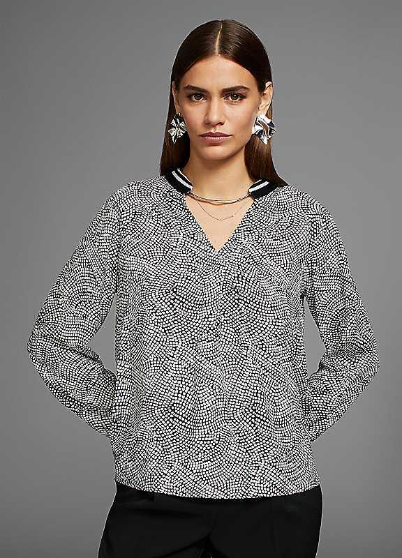 Hechter Paris V-Neck Print Blouse - Black/White - Size 16 on Productcaster.