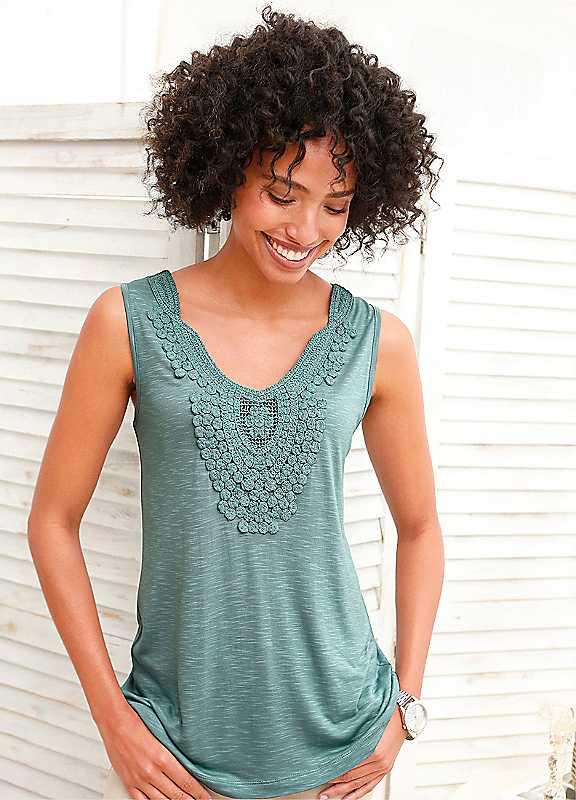 Heine Sleeveless Lace Detail Top - Jade - Size 20 on Productcaster.