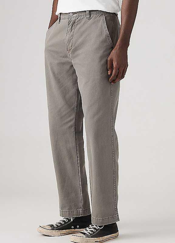 Levi's Straight Leg Chinos - Grey - Size 34S on Productcaster.