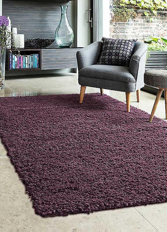 Shaggy Rug - Plum - Size 160 x 230 cm on Productcaster.