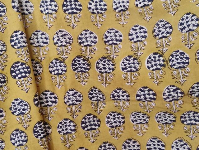 Senfgelber Hand Block Print Baumwollstoff on Productcaster.