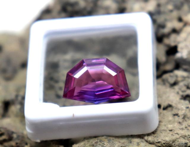 Erstaunliche Cut & Qualität Tansanit Edelstein lila Tansanit lose Stein 8.6ct zertifizierten Tansanit AAA facettierten Stein abgebauten Tansanit Schmu on Productcaster.