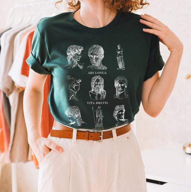 Ars Longa Vita Brevis Dark Academia Shirt Latin Shirt Light Academia kleding standbeeld Shirt shirt oude Griekse shirt Helleense esthetische kleding on Productcaster.