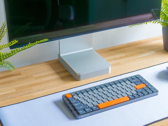 Gruppe 1 - Apple Studio Display-Basisständer - Silber (0,5" bis 2") on Productcaster.