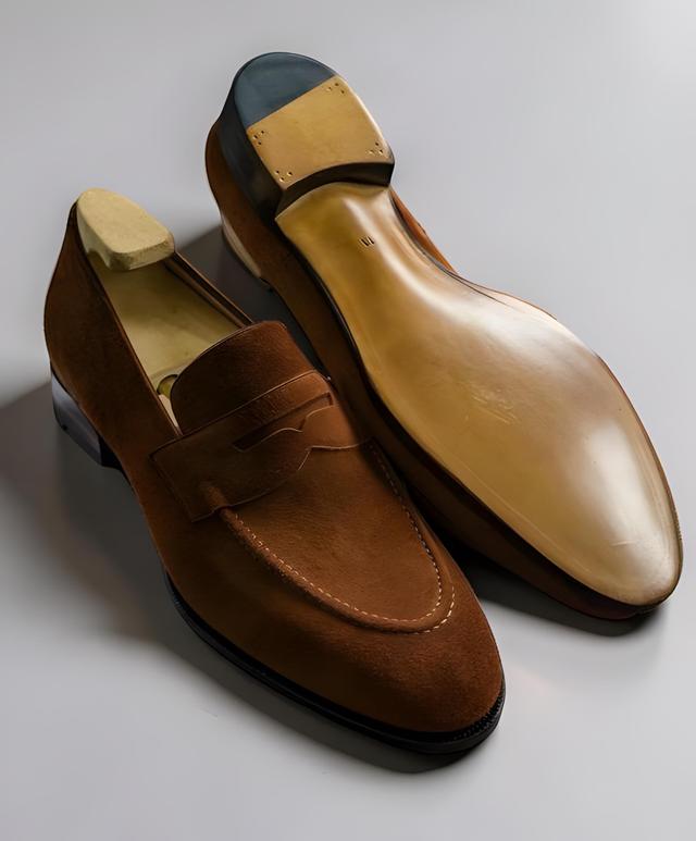 Handgemaakte bruine suède loaferschoenen voor heren, casual leren schoenen on Productcaster.