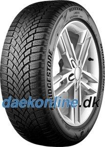 Bridgestone Blizzak LM 005 DriveGuard RFT ( 235/55 R17 103V XL, runflat ) on Productcaster.