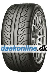 Yokohama Advan Neova (AD08RS) ( 235/40 R17 90W RPB ) on Productcaster.